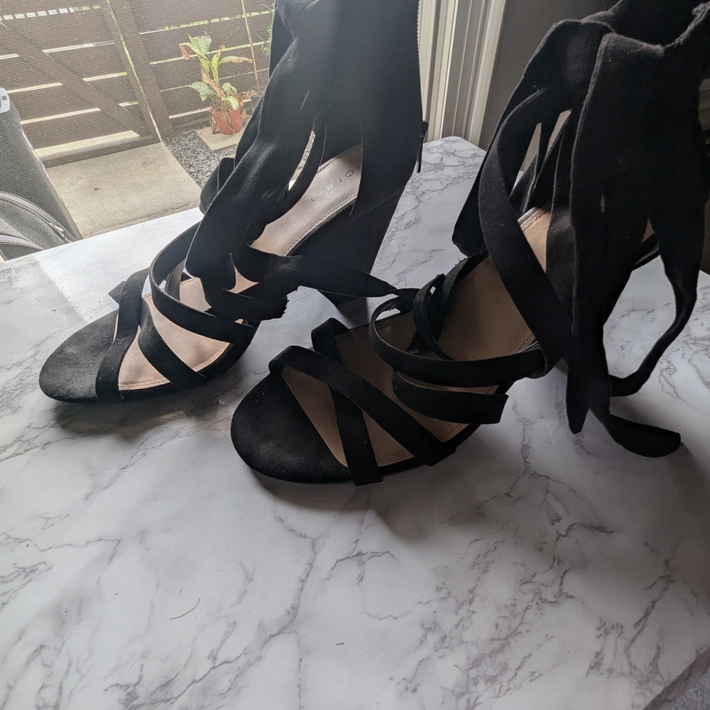 Elegant Black Women's Shoes